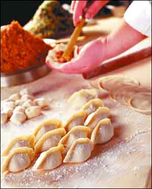 春节民俗：除夕夜的“老传统”