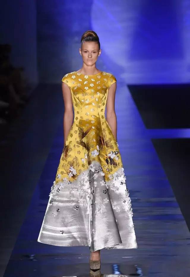 历年春晚服装,今年央视春晚服装