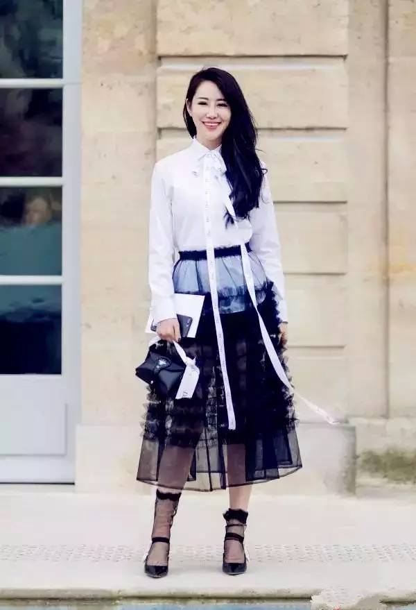 春季纱裙2022新款网红款,春季最洋气的纱裙