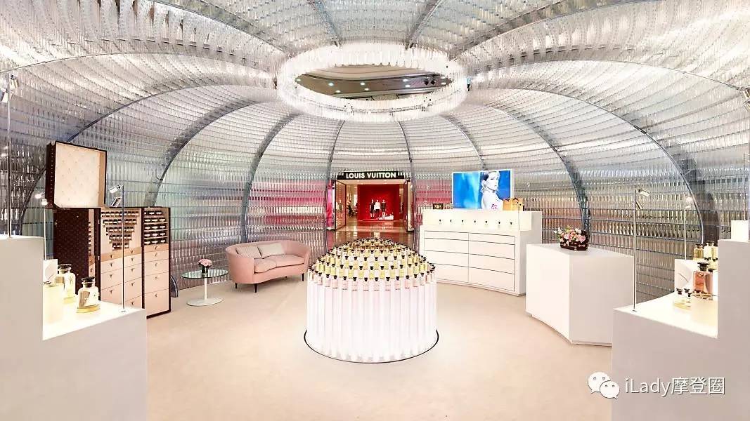 刚到Chanel咖啡店拔了草，这些品牌又搞新花样？！