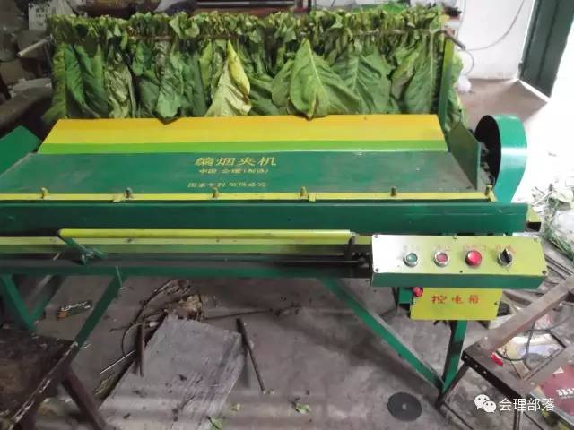 牛人发明全自动卷烟机器视频,牛人自制发明抽烟机