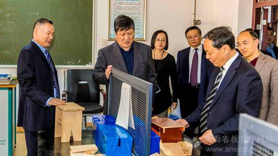 王建利到石油普教管理中心调研