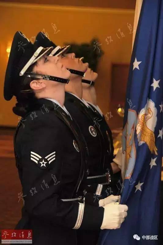 最美的服装就是军装,分享你们觉得最惊艳的衣服