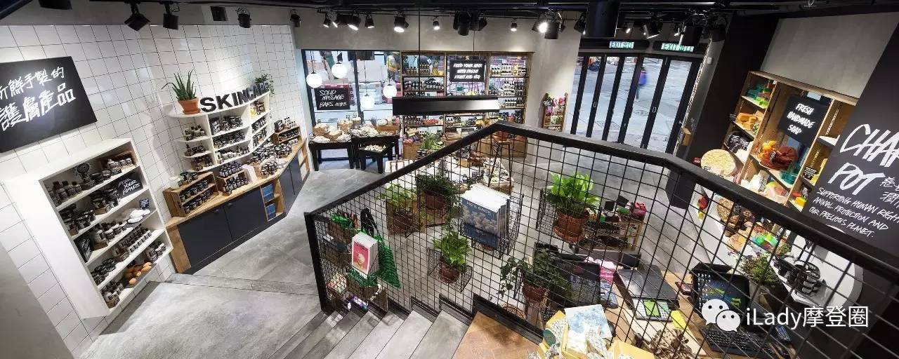 刚到Chanel咖啡店拔了草，这些品牌又搞新花样？！