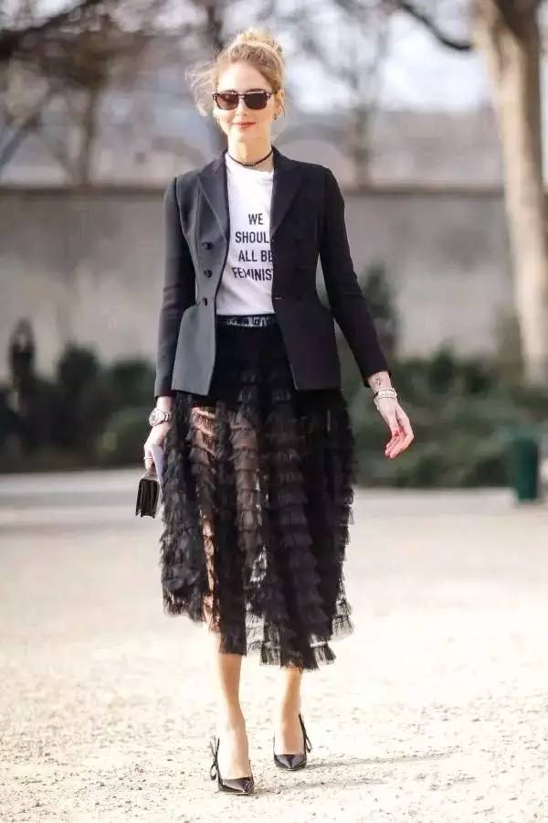 春季纱裙2022新款网红款,春季最洋气的纱裙