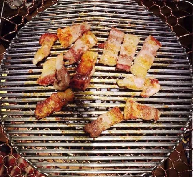 一吃胖十斤系列美食,烤肉必备最受欢迎的烤肉店推荐