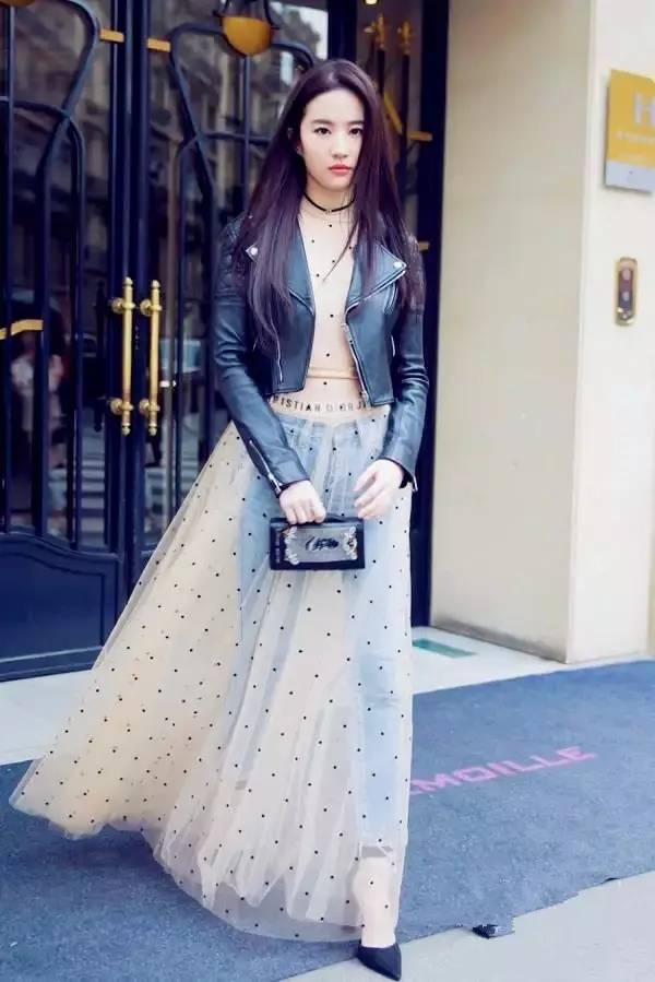 春季纱裙2022新款网红款,春季最洋气的纱裙