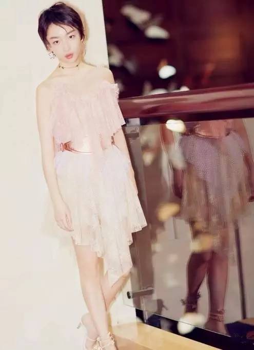 春季纱裙2022新款网红款,春季最洋气的纱裙