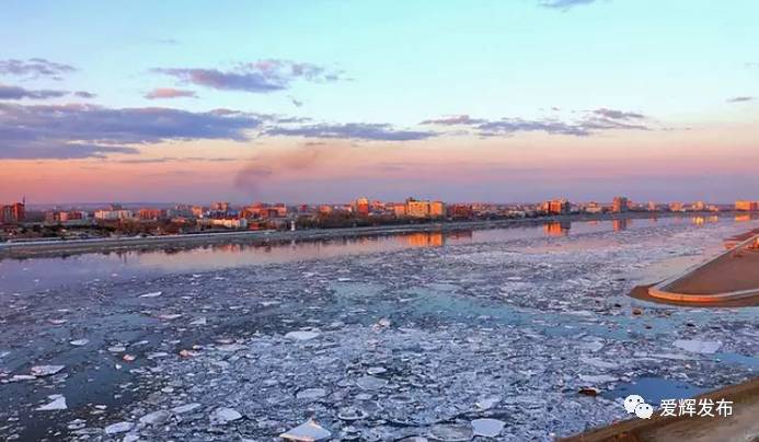 黑河跑冰排非常壮观,2024黑河跑冰排时间