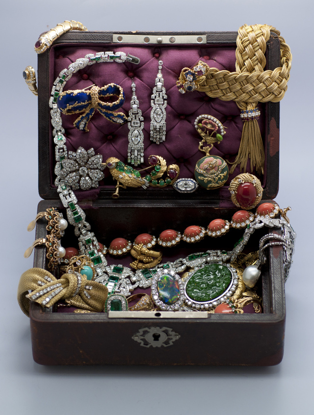 买二手物品有什么忌讳吗,买二手首饰有什么讲究嘛