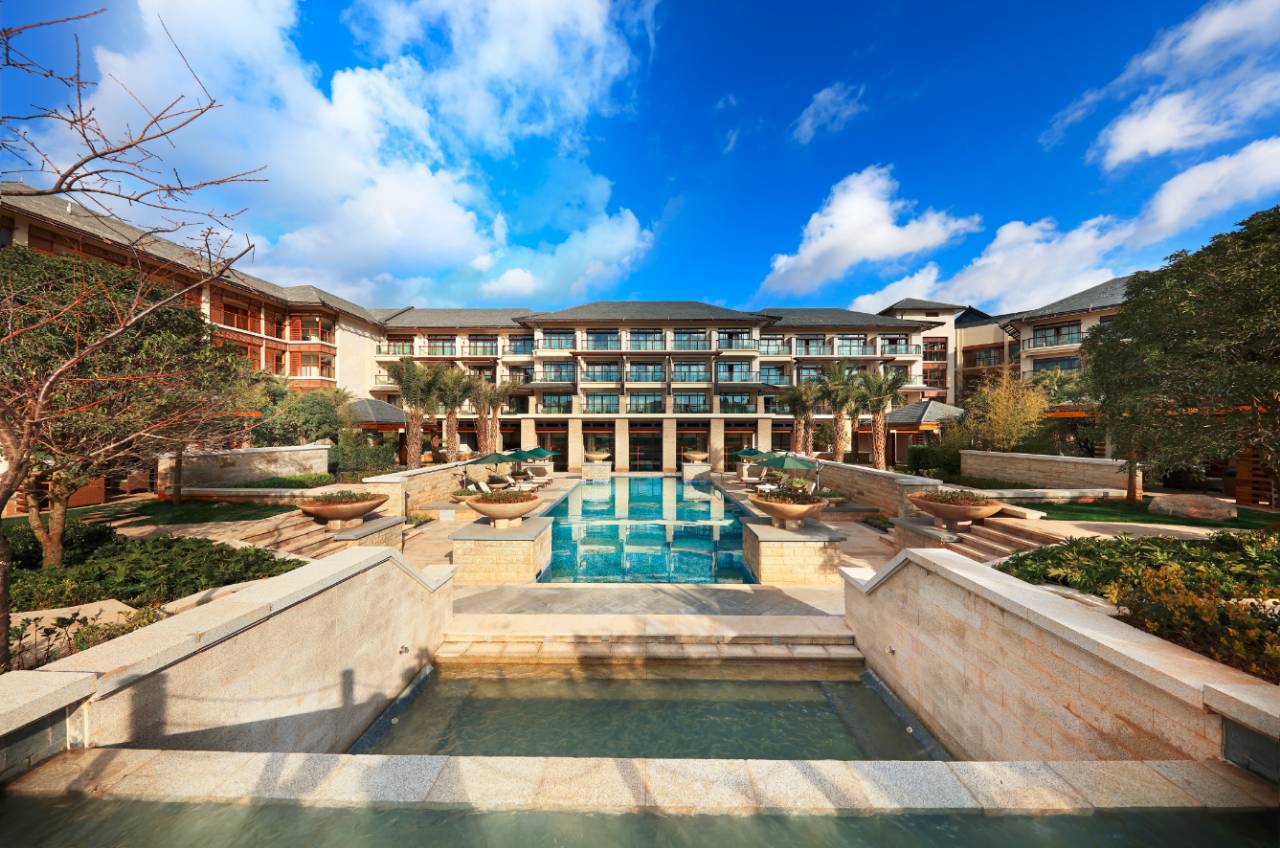 华邑温泉度假酒店,华邑县西南地区酒店