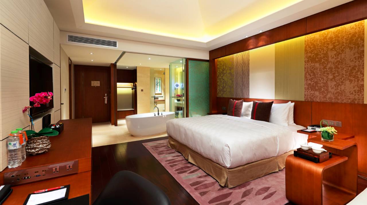 华邑温泉度假酒店,华邑县西南地区酒店