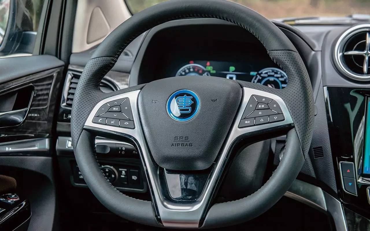 陈震试驾比亚迪唐2021版,百里挑一100米