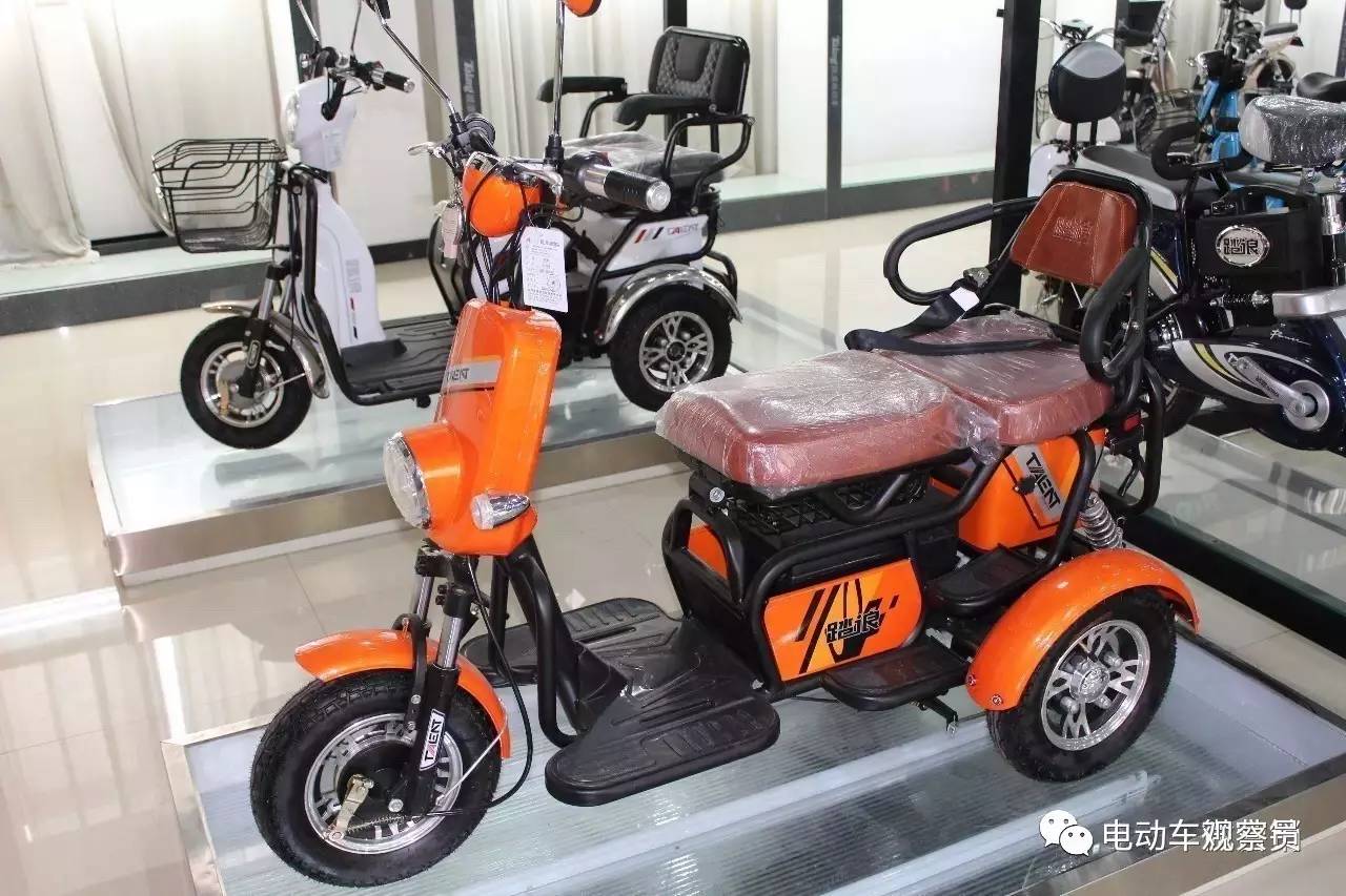 踏浪电动车基本操作,零距离接触感悟