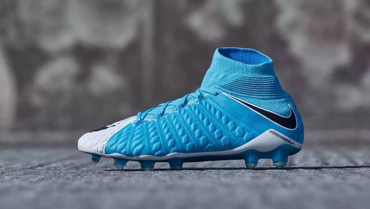 耐克MotionBlur系列套装耀眼来袭