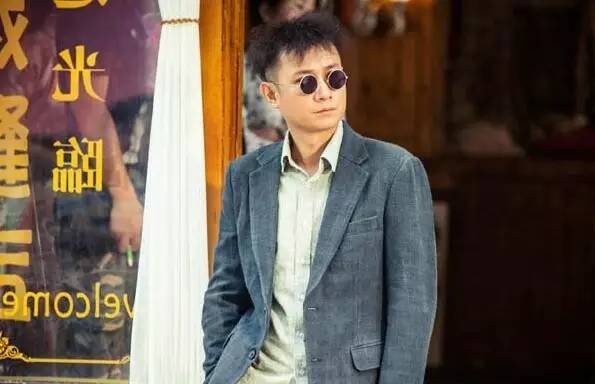 热剧《剃刀》是哈尔滨的牙医写的！｜省医院的主治医师