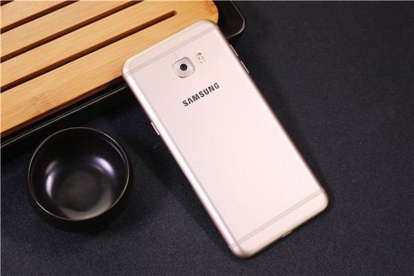 小屏手机旗舰质感三星C5Pro长体验