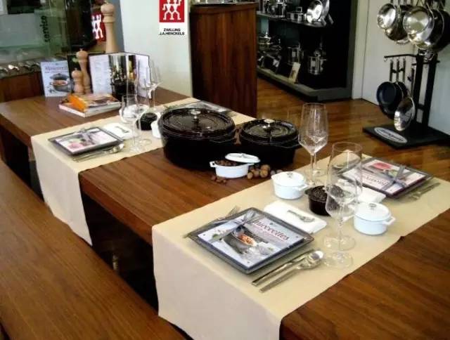 德国老头要换高压锅密封圈,自豪的说:这锅我用了28年!