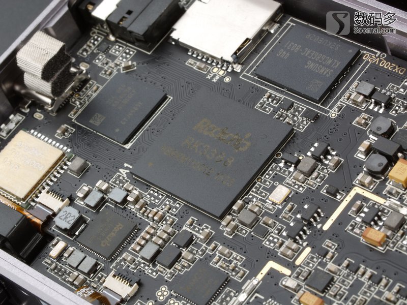 艾巴索iBassoDX200便携式智能音频*放播**器测评[一]主要功能与耳机输出测评[Soomal]