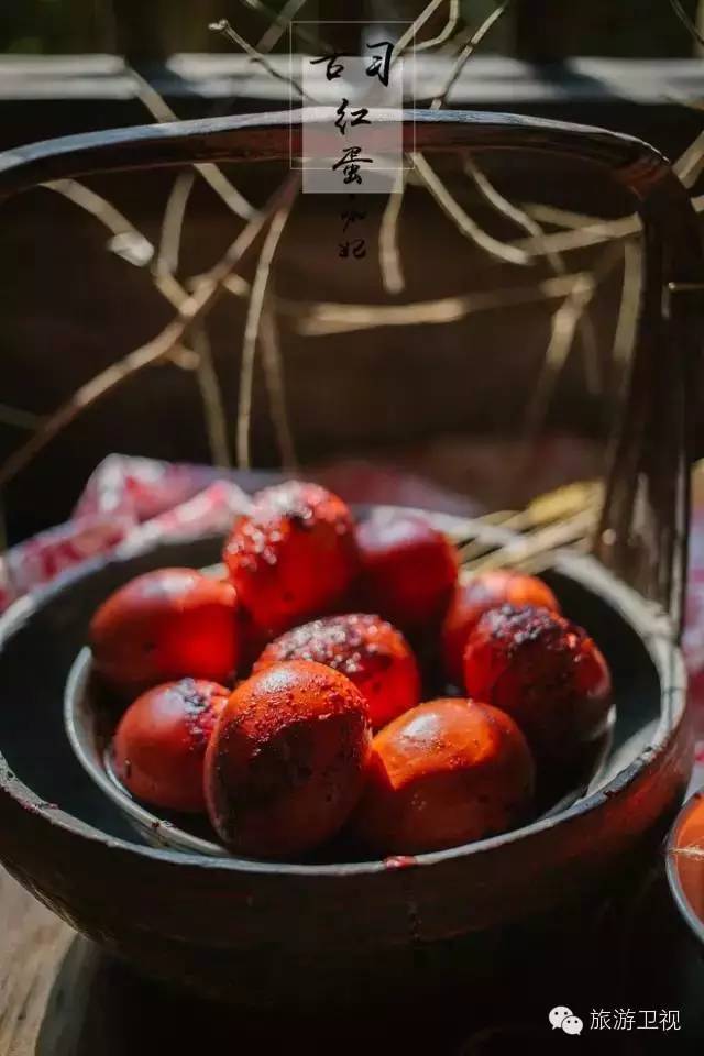 怎样才能让餐桌变好看,怎样把家里的餐桌搞得舒适干净