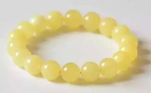 辨别烤色老蜜蜡方法图片,鉴别老蜜蜡的简单方法图片