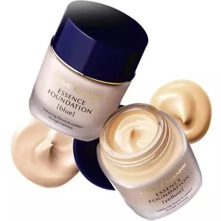 怎么拯救卡粉和浮粉的粉底液,沙漠干皮粉底推荐