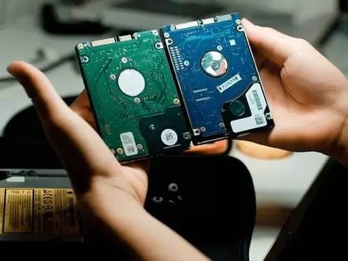 摄影爱好者后期买什么电脑,新手入门摄影需要买什么电脑