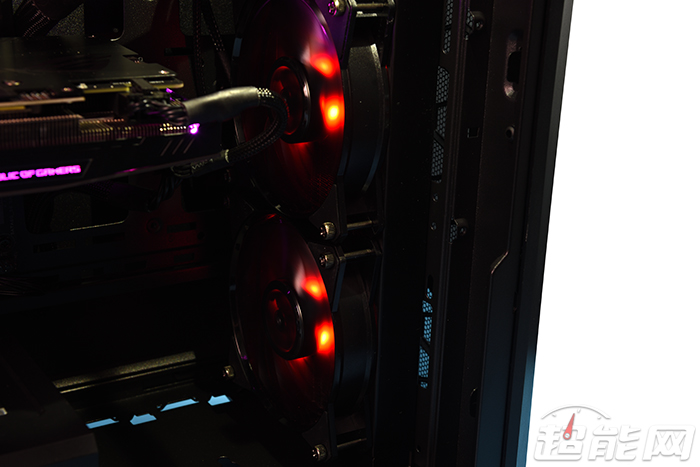 酷冷至尊MasterLiquidLite240散热器评测：初玩水冷之选