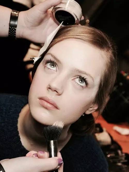 唐嫣同款遮瑕,唐嫣清淡妆容