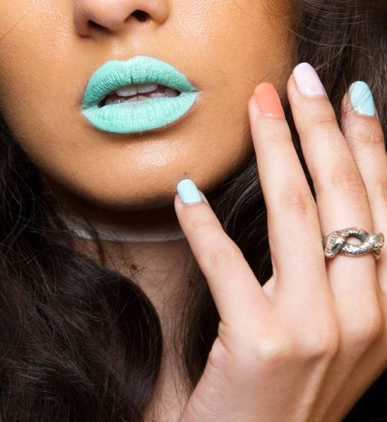 好看又好做的美甲diy教学,美甲小技巧学会在家就能做哦