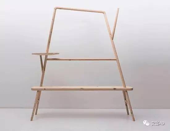 你家有板凳吗？一块板、四条腿，在他手里72变！