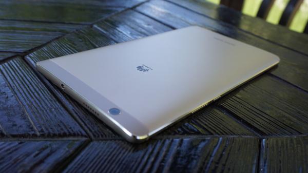 华为m3平板深度评测视频,华为平板m3青春版卡顿怎么解决