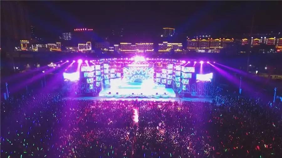 蒋大为、唐俊乔、陆海涛等大咖与玉屏万人共度桃花节