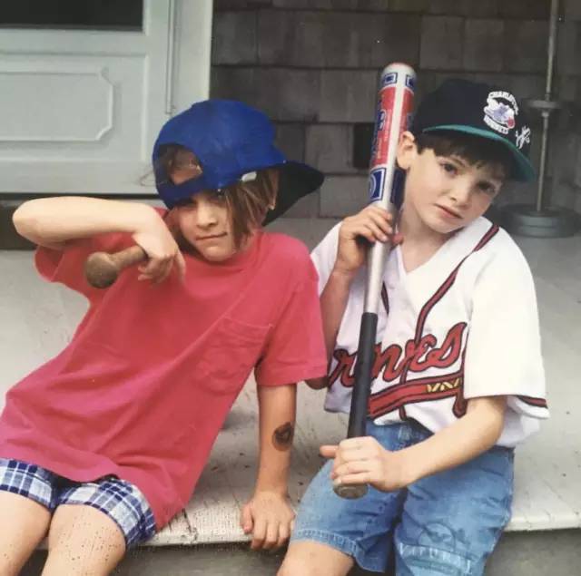 深夜东西｜时尚圈最强联姻，准新娘实力丝毫不输女魔头妈妈