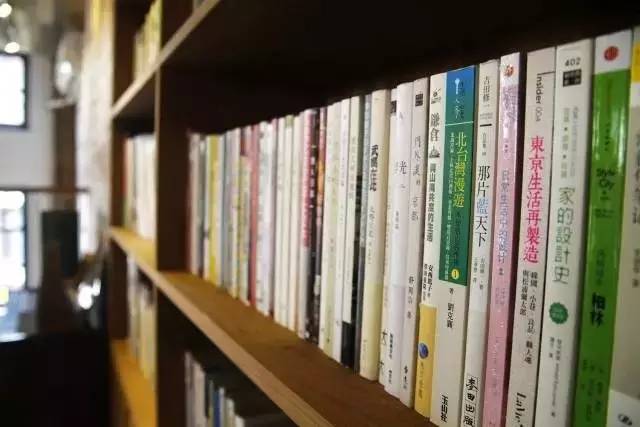 这座藏在旧城区菜市场里的“百货”，装满了老厦门的味道！