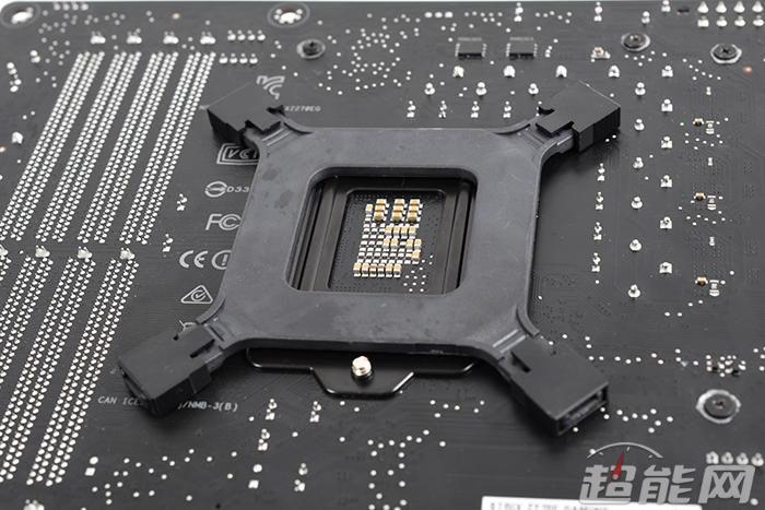 酷冷至尊MasterLiquidLite240散热器评测：初玩水冷之选