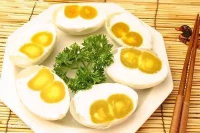 概率比中彩票还小的事,彩票和双色球一样吗