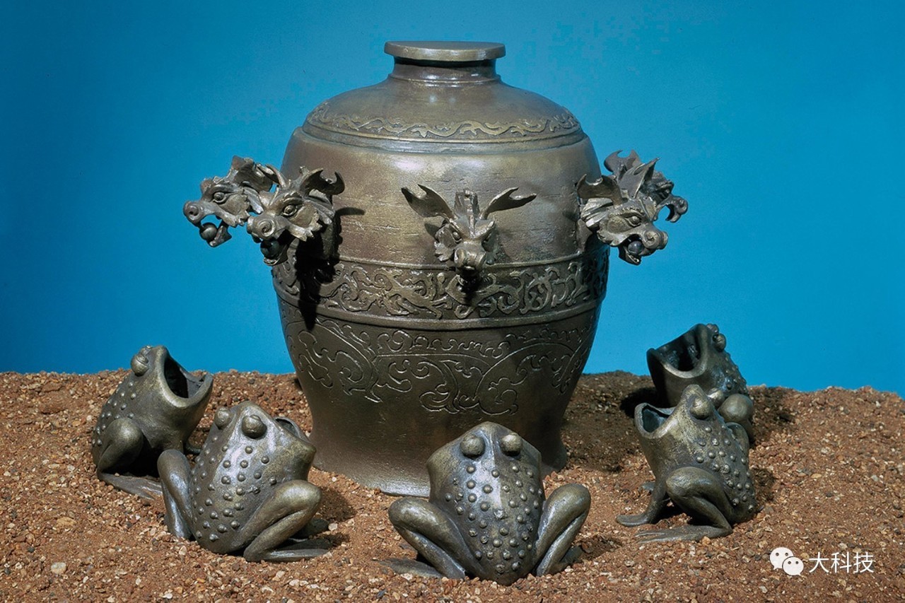 张衡发明的地动仪视频,古代张衡地动仪去哪了