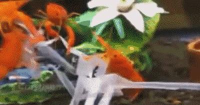 这个从垃圾山中成长起来的印度小伙，为了拯救环境，发明了一款可以吃的塑料袋