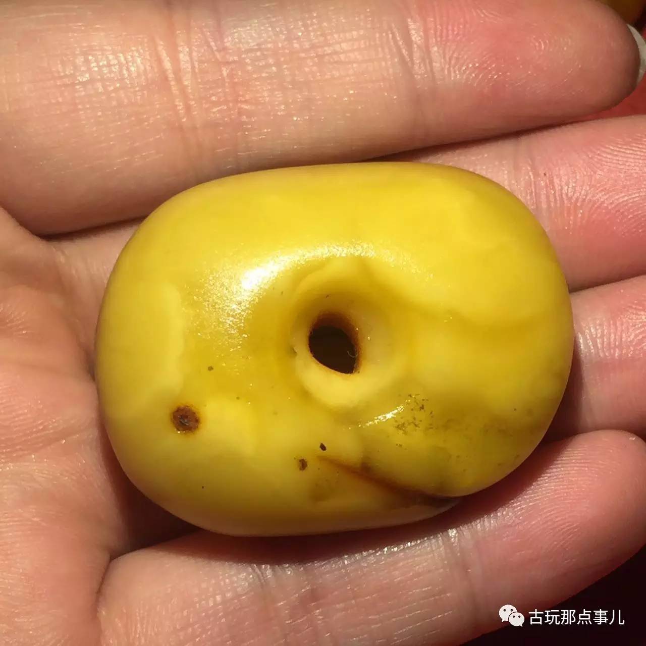 辨别烤色老蜜蜡方法图片,鉴别老蜜蜡的简单方法图片