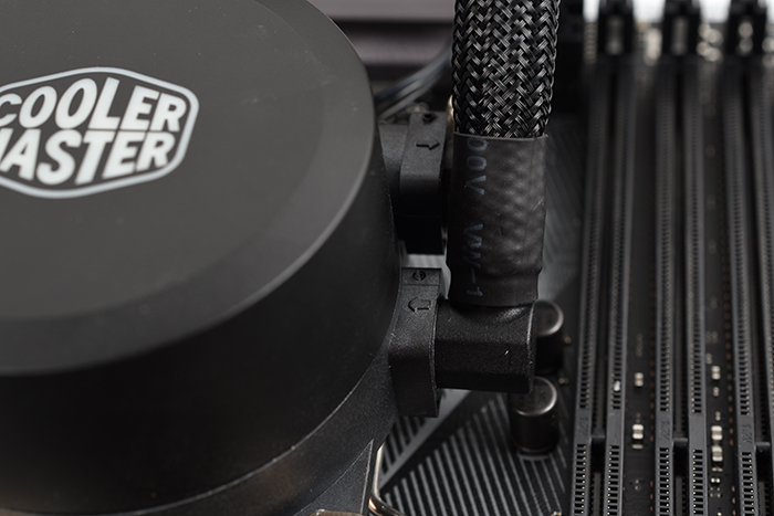 酷冷至尊MasterLiquidLite240散热器评测：初玩水冷之选