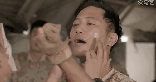 鱿鱼丝报告｜爱情不能帮你留住青春，但它能！