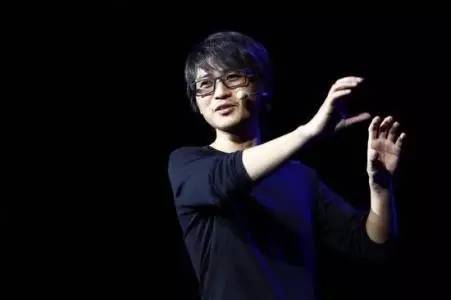 少年热血读韩寒,听懂宗盛已中年|侯哥聊车