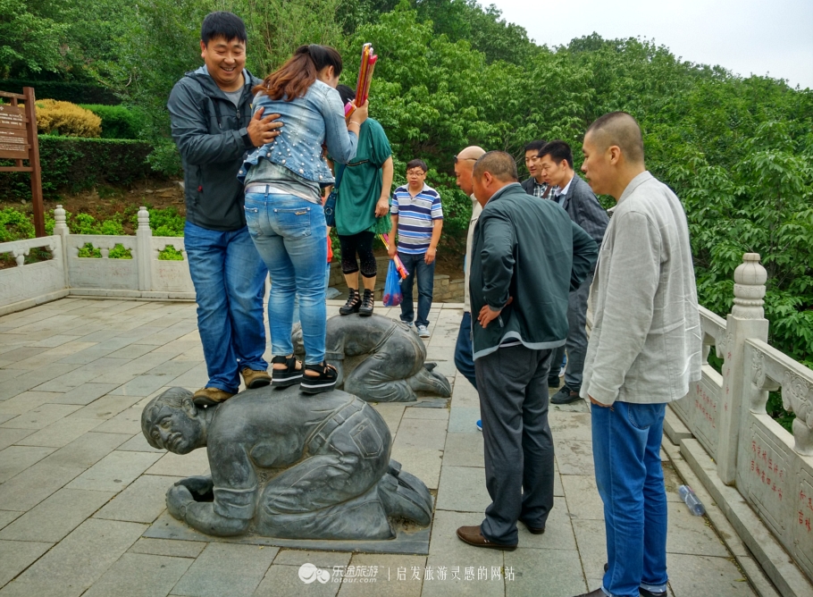 歪脖老母值得去吗,东北歪脖老母在哪个城市