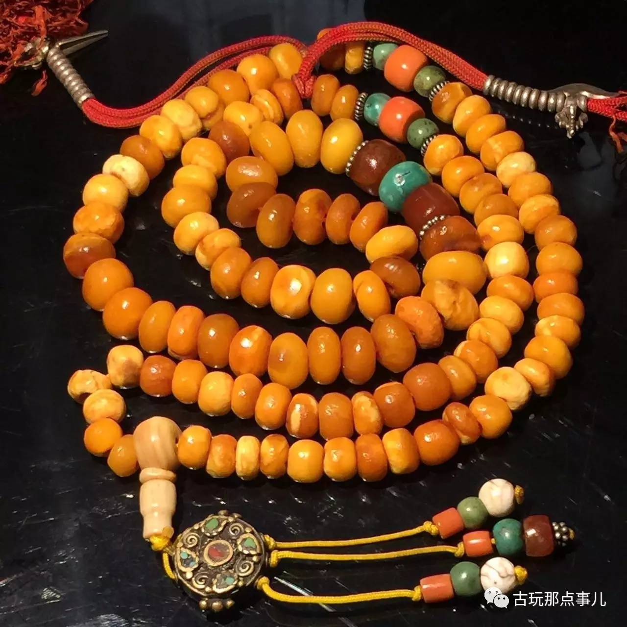 辨别烤色老蜜蜡方法图片,鉴别老蜜蜡的简单方法图片