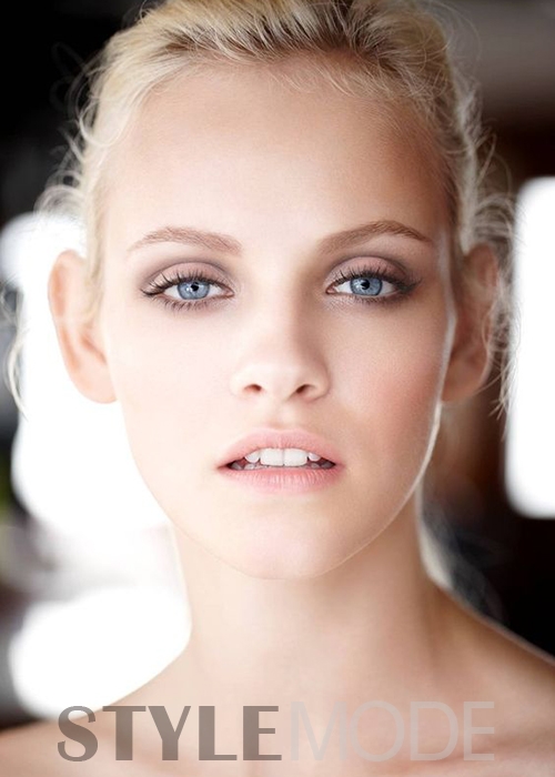 宋茜风姿绰约宛若公主般优雅高贵,宋茜年轻时的盛世容颜