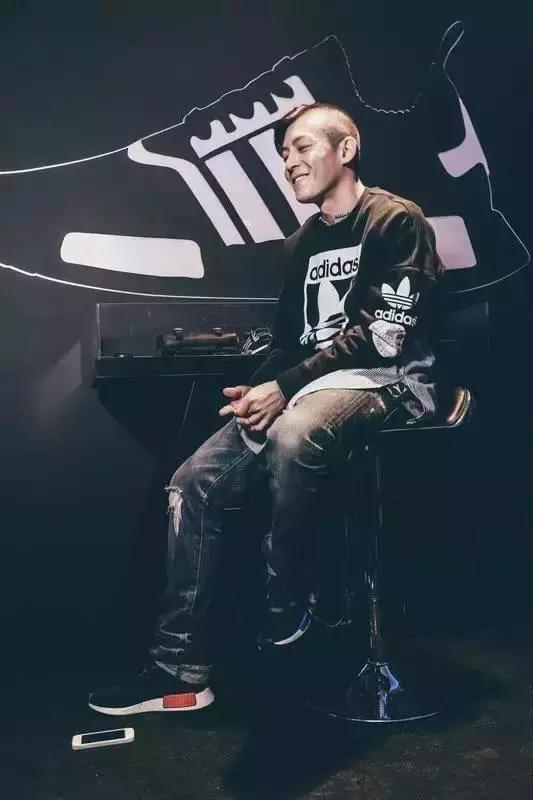 上海nmd球鞋发售,nmd鞋原来是什么