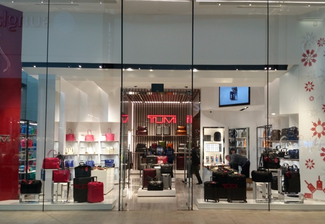 lv皮具师傅,皮具厂lv