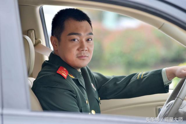 老班长是一个怎样的人,班长的榜样