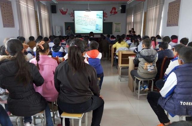 学校关工委进行心理健康教育,学校关工委开展心理健康活动